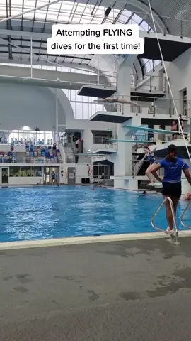 Forward flying 1.5 somersaults tuck and pike #flyingdiving #flyingdive  #113c #113b