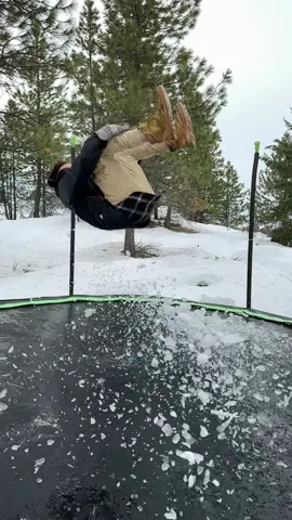 This is what happens when you jump on a trampoline in the winter 🧊🧊🧊 #trampoline #gymnastics #parkour #flips #flip #frontflip #trampolinepark #tricking #freerunning #tumbling #jump #flippingfeed #Fitness #gym #flipping #fun #gtramp #gymnast #frontflip #workout #sport #tricks #trampolinetricks #training #tramp #trampolinefun #trampolines #life #jumping 