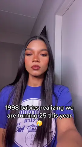 The struggle is real, in 5 years I’ll be 30 😢🤣  #fyp #fy #foryoupage #makeup #makeuplook #latinastiktok #skincare #beauty #1998 #realitysock #GetCrackin 