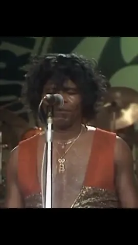 James Brown - It's Man's Man's World #Live #music #funk #soul #rnb #gospel #blueeyedsoul #jamesbrown #jazz #1981 #usa #rockoli_n_roll #rocknroll #classic #video #rockolclassic #rockoliandroll #rockolinroll #foryou #perte #fyp #parati  #foryoupage 