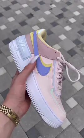 Mulheres, dê um toque moderno e descolado ao seu look com o Air Force Shadow! Perfeito para o dia a dia ou para eventos mais casuais, ele combina com diversos estilos e o seu conforto é garantido. Adquira já o seu e seja a sensação da cidade. #moda #feminina #fashion #modafeminina #Love #look #lookdodia #estilo #style #mulher #brasil #instagood #tendencia #modamasculina #brazil #Summer #mulheres #verao #beleza #praia #photography #loja #photooftheday #girl #instafashion #novidades #bermuda #tendência #Lifestyle #rj ---