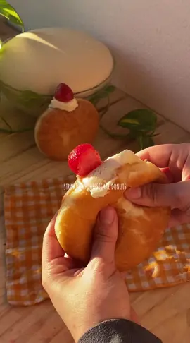 Strawberry cheesecake donuts! Recipe for the donuts in our blog archersfood.com 😩 but for the whole thing it will be up soon #howtomakedonuts #donutsrecipe #donuts #berlinas #softdonut #FoodTok #easyfood 