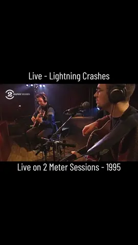 So good! #live #lighteningcrashes #2metersessions #livemusic #music #videos #90s #90smusic #fyp #fupシ #foryou 