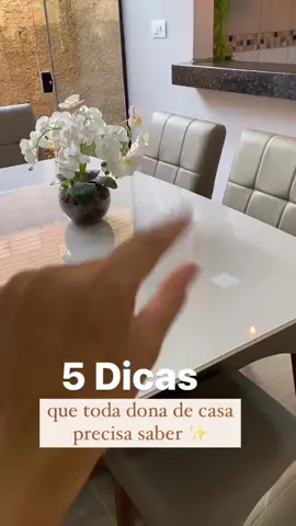 Você tem alguma dica pra compartilhar com a gente, conta aí nos comentários 👇👇 Por @cantinho571 #dicasdecasa #donadecasa #limpeza #lardocelar #casa #donadecasaeusou #casalimpa #donadecasasimples #vizinhas #bomdia #organização #vidadecasada #donadecasareal #vidareal #faxina #Home #lar #casaorganizada #caseirices #donadecasafeliz #casinhaorganizadadicas #casinhasimples #vizinhasdolar #higienização #dicas #criatividade #belacriativa #cozinha #beleza #tudodecasa
