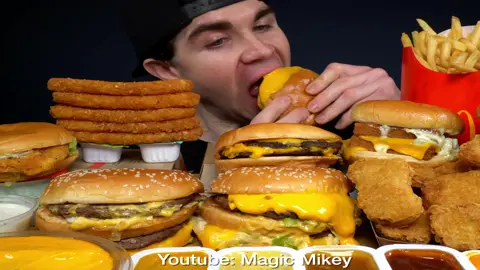 so good #eating #mcdonalds #cheeseburger #asmr #mukbang #food #foodtiktok #asmrfood #mcdonaldsmukbang #asmreating #eatingshow #yummy #fyp 