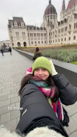 Lol who is that!!! Snapchat filter too 🫠 xoxo #lockdowntonow #precovid #GlowUp #CapCut #edit #BookTok #londonlife #london 