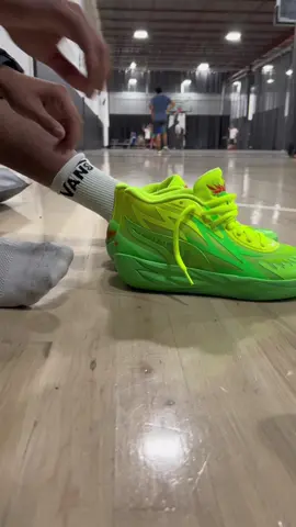 Come play ball 🏀⛹🏽‍♂️ #fyp #foryou #AmazonCASavingSpree #toronto #sneakers #mb01 #pumamb01 #puma #pumamb #melo #mb #pumabasketball #lameloball #lamelo #footlocker #footlockeremployees #jdsports #champs #champssports #footaction #mb02 #mb2slime #ballislife🏀 #shoereview #shoes #kicks #kickstagram #kicksonfire #kicksoftheday #basketball #basketballshoes #kicksaddict #ballislife #kotd #follow #subscribe #foryoushoes #foryousneakers #foryoubasketball #fyshoes #fysneakers #fybasketball #reels #shorts #shoetuber #NFLPlayoffs #nflplayoffs2023 #SuperBowl #superbow2023 #superbowllvii 