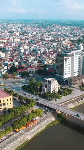 Mọi người biết ngôi nhà 4 mặt tiền này ko ạ #flycam #xuhuong