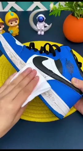 BUY 1 TAKE 1 Wipes For Sneakers Shoes Cleaning Care Product Premium White Shoe Clean Quick Wipe#shoewipes 