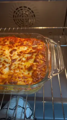 Lazania😋#food #Foodie #FoodLover #foodtiktok #homemade #lazania #lasagna #explore #fyp #اكل #طبخ #لازانيا #اكسبلور #trending #تريند 