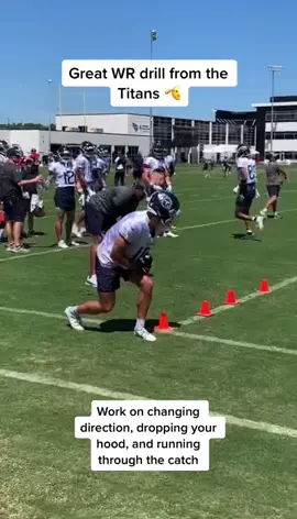 Drills for Wide Receivers‼️ (via @jakefranklinfb) #speedtrainig #training #nfl #nfltraining #athlete #athletics #workout #nflworkout #footballtrainig #drills #CollegeFootball #widereciever 