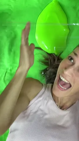 Foi slime no cabelo da minha mãe!😱 #desafio #curiosidades #viral 