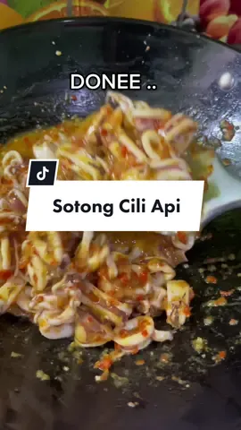 Selasa : 7/2/23  Lauk hari ni sotong je , orang rumah memang tak boleh tak ada lauk pedas . Hari hari pedas pun tak apa .  #fyp #pages #foryou #pageforyou #resepimudah #masakansimple #resepisimple #sotongciliapi #sambalsotong #uzmanamasak #masakcarasaya #MYFoodie 