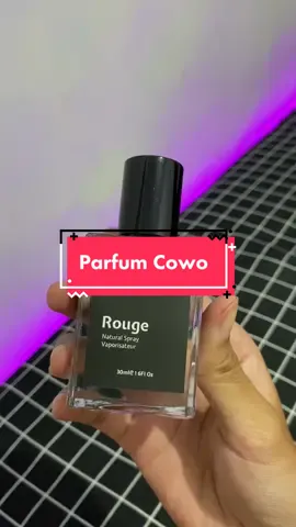 kalo ngga mandi minimal wangi lah #parfum #parfumviral #parfumcowo #parfumcowok #parfumtiktok #parfumjayrosse #jayrosserouge 