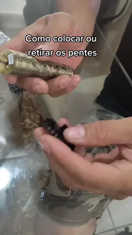 Máquina de barbear e cortar cabelo, modelo dragão. Como colocar ou retirar os pentes.