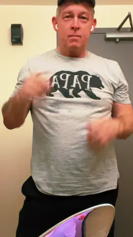 #gaytiktokers🏳️‍🌈 #menover50🏳️‍🌈 #noshameinmygame🏳️‍🌈 #backatthegym🏳️‍🌈 