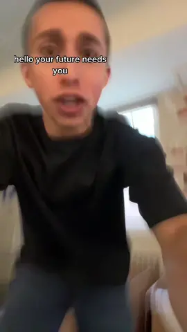 Who is this guy…kinda like him tho🤯😮‍💨🤩