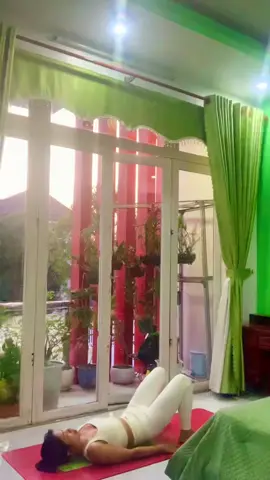 #yoga #yogatainha #lenxuhuong #nhímyogi Bài tập khoẻ có sàn chậu sau sinh, ngừa và cải thiện bệnh sa tử cung ở phụ nữ sau sinh ( giai đoạn nhẹ 1&2)