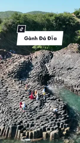 Gành Đá Đĩa - Phú Yên. Tuyệt tác của thiên nhiên ban tặng #dulich #travel #tiktoktravel #traveltiktok #flycam #phuyen #ngocquangho #ganhdadia 