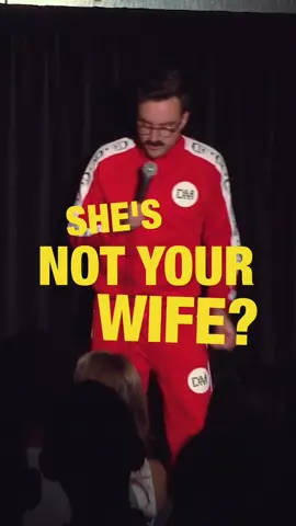 Dude in the front row busting out a Hall of Fame third wheel. #standupcomedy #comedy #foryou 