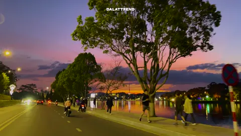 Nếu bình minh là thời điểm bắt đầu, hoàng hôn lại là điểm kết thúc và đôi khi kết thúc ấy cũng thật đẹp.