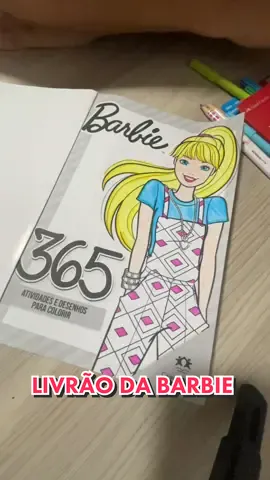 Comprei um livrão da Barbie com mais de 360 atividades e páginas para colorir 😍 #barbie #barbiegirl #vaiprofycaramba 