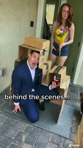 Ganz unauffälig#probierenmitkarina #maskiergang #learnwithkarina 