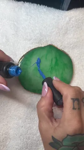 Using gel liners @modelones I’m liking this color combo. this sound is amazing @maryrenee_w #sunsetnailbar #nails #gelpolish #modelones_official #art #designs #mixit #neon #fypシ 