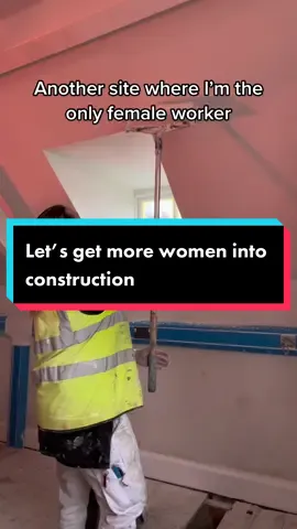 Comment if you work in construction, let’s show some support for us female tradies 🦺 💪 #femaleconstructionworker #femaletradesworker #womeninconstruction👷🏻‍♀️ #supportwomenintrades 