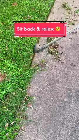 #lawncare #lawntok #ReadySetLift #satisfying #oddlysatisfying #trimmer #stihl #calm #relaxingvideo #asmr #asmrsounds 