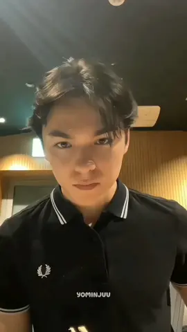 yaampun bener bener bule satu ini sekali nya live bikin ketar ketir hati gue😬😭 #vernon 