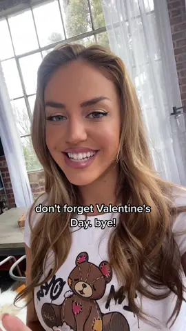 PSA: Buy the flowers #HappyValentinesDay #HisFYP 