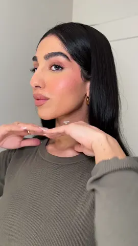 Been loving these cruelty free @rimmellondon products for my everyday makeup! Link in bio to shop  #drugstore #crueltyfree #rimmellondon AD 