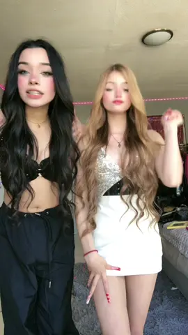 @Regina ruse con la comaaa 💋