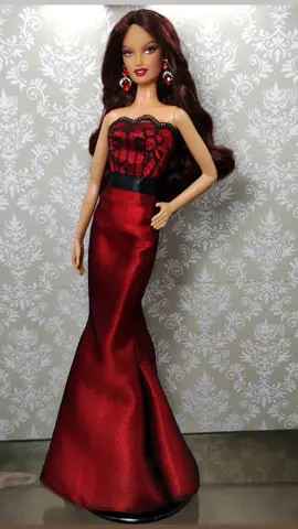 Sexy red ❤️🧵🪡 #barbie #barbiecollector  #barbiecouture  #barbiedesigner  #barbiemodelmuse  #handmade  #lara #barbiespain