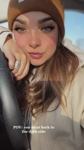 I go back to black….  #gobacktoblack #gobacktoblackfthemoon #c#changequotesc#changeyourthoughtsh#hairtrendsh#hairtransformationh#hairroutineh#haircutsforwomenh#hairchangeh#hairchallengeb#blondetobrunetteb#blondetobrownb#blondetoblackb#blackhairstylesb#blackhairmagb#blackhairgirlb#blackhairomgb#blackhairgrowsb#blackhairdontcareblackhairmagazine