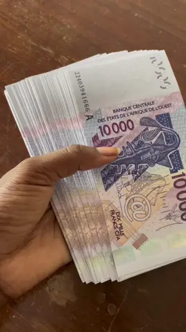 #tiktokcotedivoire🇨🇮225❤️❤️❤️❤️ #0565213585 #saintvalentin #pourtoi #tiktokcotedivoire🇨🇮 #billionstar #moneybouquet venez commandez