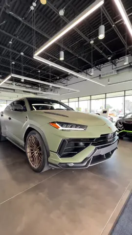 MEAN Verde Turbine Lamborghini Urus Performante on the move! #lamborghini #urus #performante #urusperformante