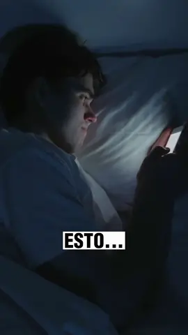 Cada vez se encuentran más estudios que relacionan el uso excesivo de las redes sociales y la salud mental. #psicologia #reflexion #autoconocimiento #saludmental #salud #motivacion 