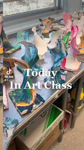 Hydro dip! #art #viral #artclass #middleschool #hydro #hydrodipping #hydrodip #artproject #artteacher #cool #todayilearned 