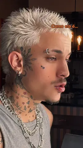 POV: O criador de problemas da escola estava te procurando até que você atracam olhares.. 