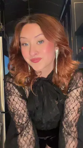 has this dance been stuck in anyone elses head?? 😩❤️