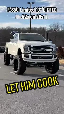 🍳 #f350 #fordf350 #realdealneal #ford #fyp #fordf350limited #superduty #diesel #wickedlift #americanforcewheels #liftkit #customtruck #starwhite @hionlumens @alumiduty @teamafw #builtfordtough #alumiduty @powerstrokeparadise 