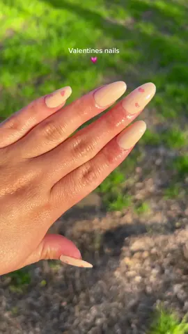 Would you believe me if i said this took me 4 hrs 🥲 first time doing my nails with tips, how’d i do?  #valentine #valentinenails #nails #gelnails #gelnailsathome #nailsathome #Home #Lifestyle #latinalifestyle #valentinedaynails #nailinspo #heartnails #fy #parati 