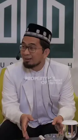#tausiyah #uah #adihidayat #ustadzadihidayat #adihidayatofficial #quotesislam #hijrah #islamic #hijrahyuk #fypage #fypシ #tamparanislamic #fyp #reminderislamic 