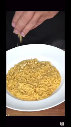 Trying Viral peanut noodle recipe. the other one got removed sorry  #instantramen #ramen #peanutbutter #EasyRecipe #Foodie #recipetesting #indomie 