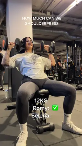 @RVDW and me had so much fun recording this one together 🫶🏼 What is your maximum? #gymmotivation #gymchallenge #shoulderpress #GymTok #gymrat #Fitness 
