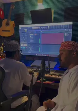 طبعا هذي اغنيه كثير طلبوها مني انزلها مع الترجمه               This song is specially requested by my fans #kaifikhalil #kahanisuno #trend #explore #منذر_حسن #اكسبلور 