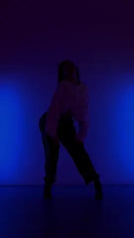 Коли тренування на групі 14 лютого і готуєш для своїх дівчат щось особливе❤️‍🔥 Давайте закидаєм вогниками це відео) За інформацією з приводу занять в інст lkoksss  #fyp#dancelife#dancer#choreography#highheels#хайхилс#хілскиїв#heelsdance#dance#heelsdancekiev#heels#рекомендации  