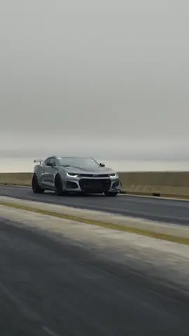 𝗭 𝗟 𝟭 🦈 Send us a message to learn more about all of our available Camaro upgrades. 📬 #Chevrolet #Camaro #Hennessey #texas #Sunday #CamaroEXORCIST #EXORCIST #TrackCar #Racing #hennesseyperformance #ZL1 #ZL11LE 